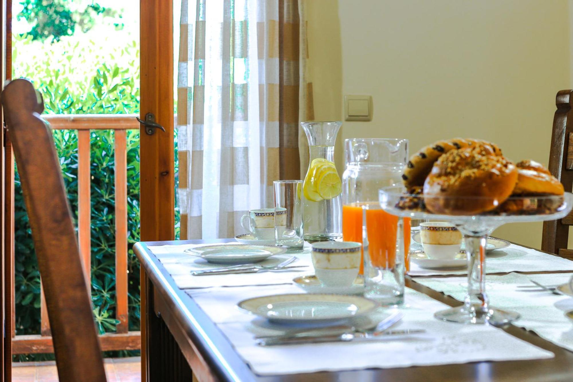 Douliana Villas Rom bilde